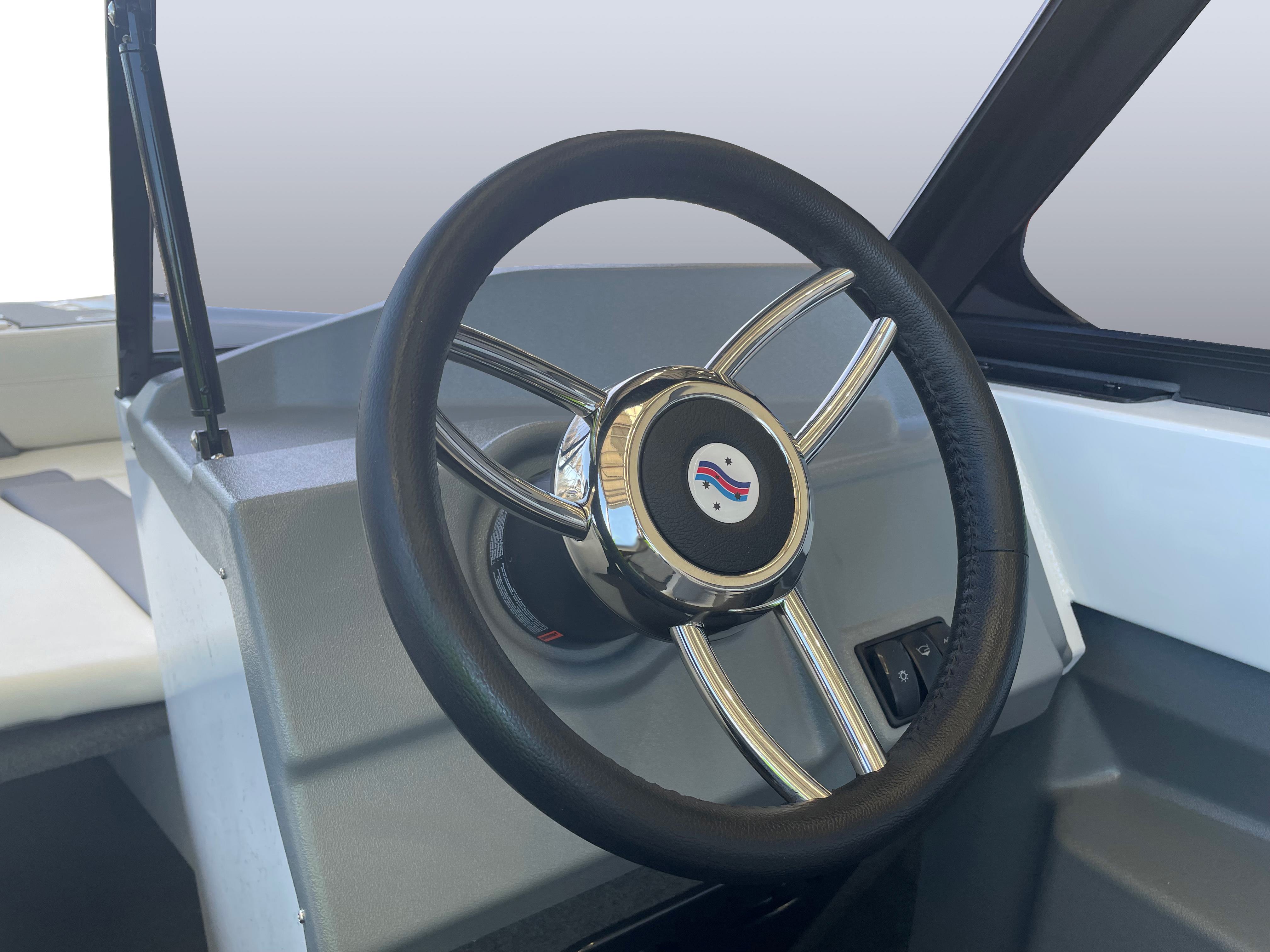 quintrex freestyler steering wheel